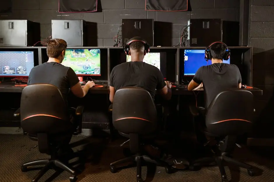 Pengalaman Seru Turnamen Esport Offline di Indragiri